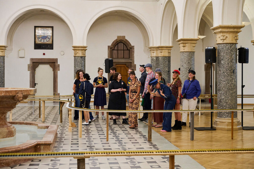BSHC bei der Vernissage von Grand Central - Chories warten aufgeregt auf ihren ersten Einsatz